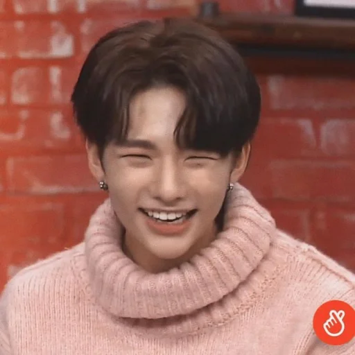 Стикер hyunjin
