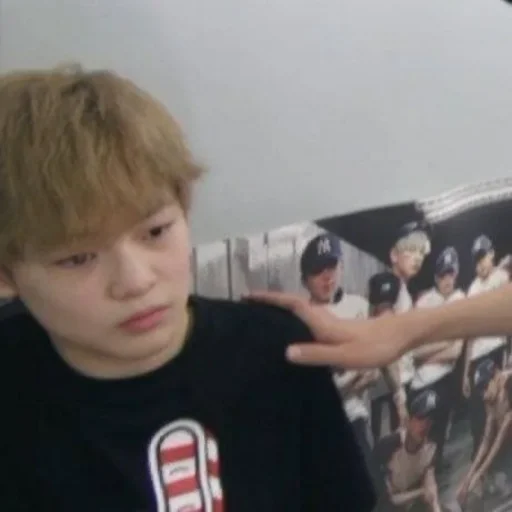 Стикер random nct ala