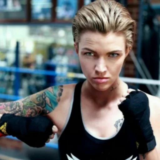 Стикер Девушки бывают разные