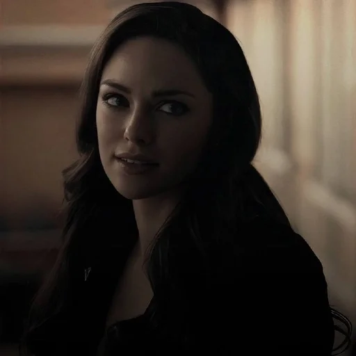 Стикер lizzie saltzman