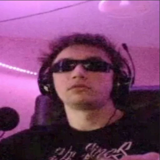 Стикер серёга пират