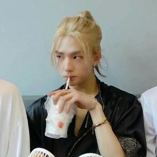 Стикер Stray Kids