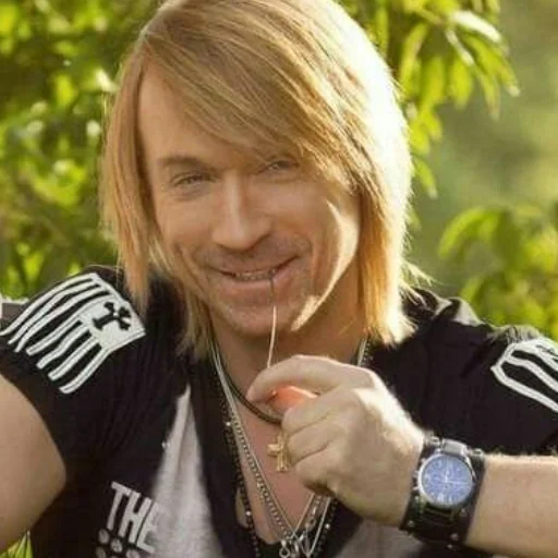 Стикер олежа винник