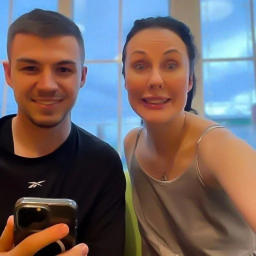 Стикер 👹 vlad cherevatyi :