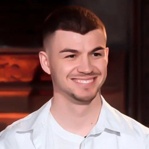 Стикер 👹 vlad cherevatyi :