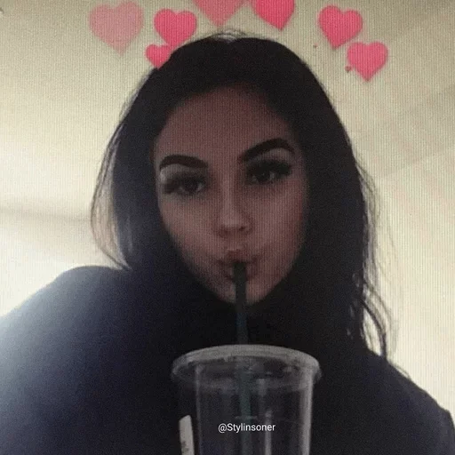 Стикер Женские прелести