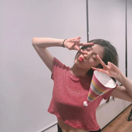 Стикер itzy ryujin